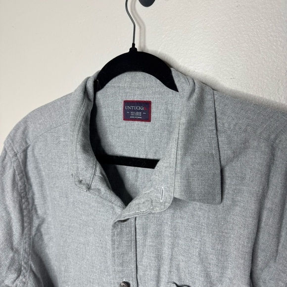 UNTUCKit Flannel Sherwood Shirt in Gray Long Sleeve Button Down Collared Shirt - Picture 7 of 15